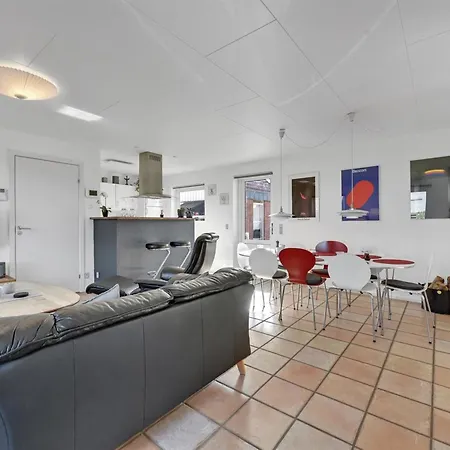 Teresia - 600m From The Sea By Interhome *
